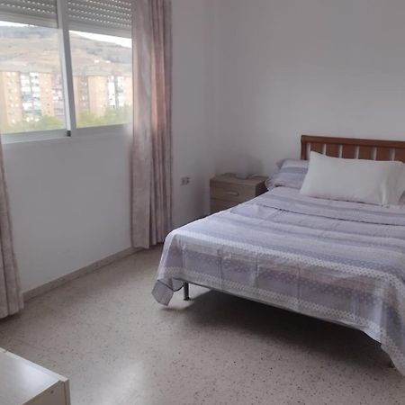 Spacious Room With Private Key And Wifi Granada Eksteriør billede